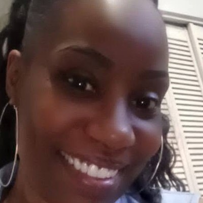 Rasheedah McLennon headshot